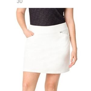 Greg Norman White Golf Tennis Skort Women's XL Shorts Under Skirt Play D…‎